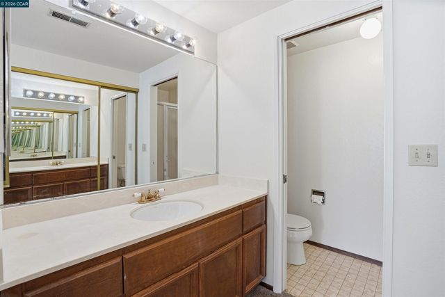 3746 Stoneglen N, Richmond, CA 94806