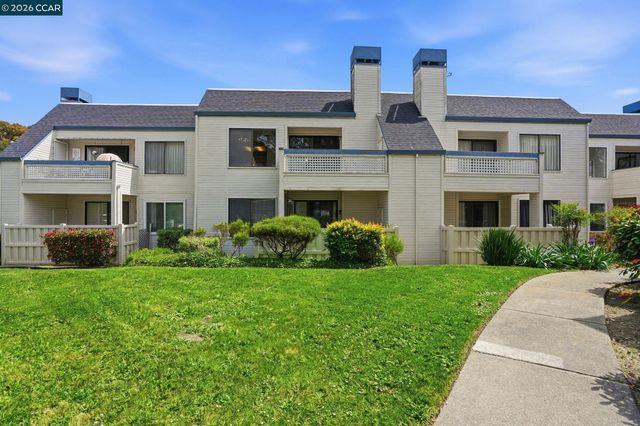 3746 Stoneglen N, Richmond, CA 94806