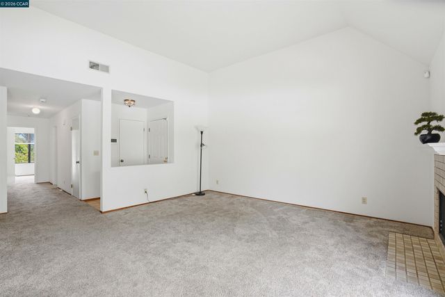 3746 Stoneglen N, Richmond, CA 94806