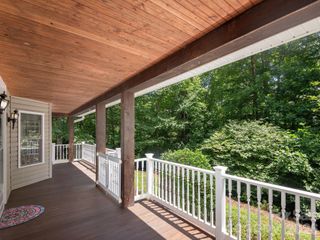 49 Indian Ridge Trail, Hendersonville, NC 28739