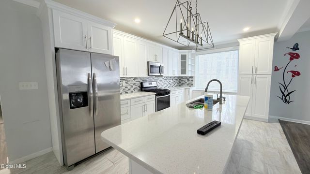 1314 W High Street, Ballston Spa, NY 12020