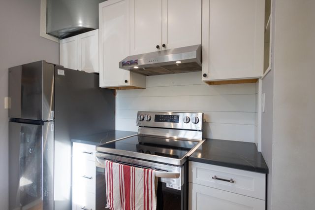 2812 Cumberland Avenue, Ann Arbor, MI 48104