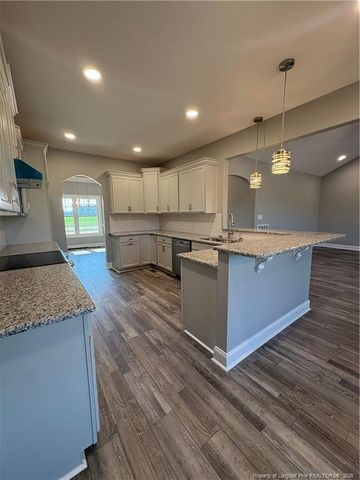 1102 W Carthage Road, Lumberton, NC 28360