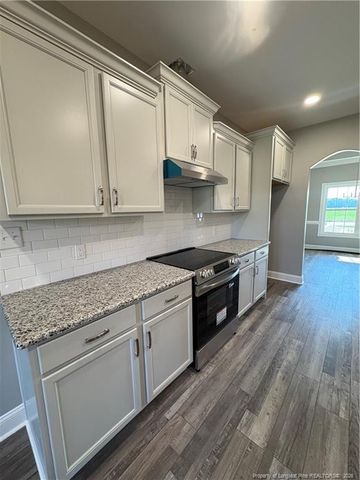 1102 W Carthage Road, Lumberton, NC 28360