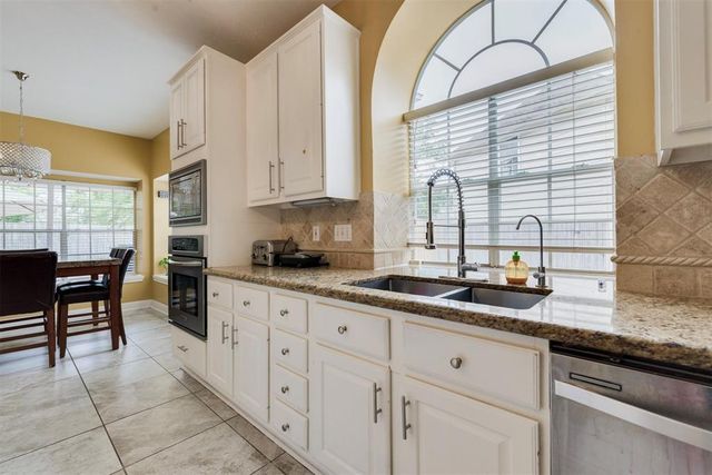 14103 Heatherhill Place, Houston, TX 77077