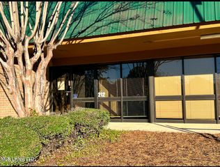 212 St Paul Street, Pearl, MS 39208