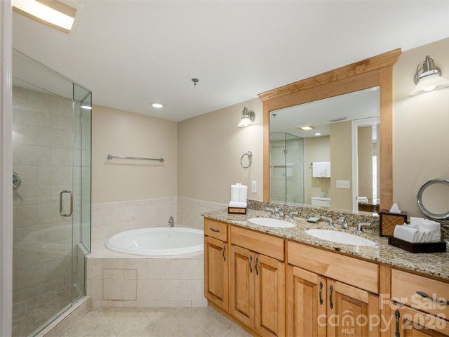 208 Bowling Park Road 208, Asheville, NC 28803