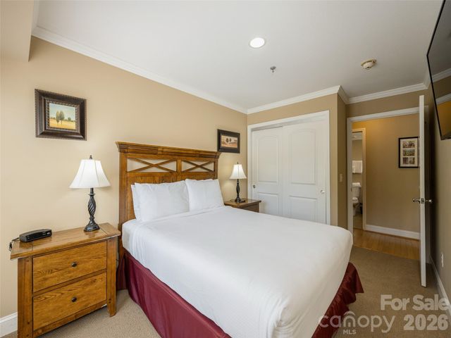 208 Bowling Park Road 208, Asheville, NC 28803