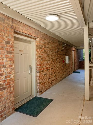 208 Bowling Park Road 208, Asheville, NC 28803