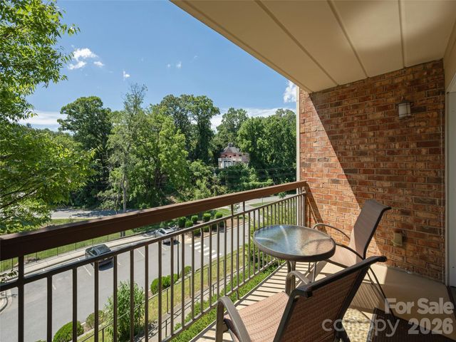 208 Bowling Park Road 208, Asheville, NC 28803
