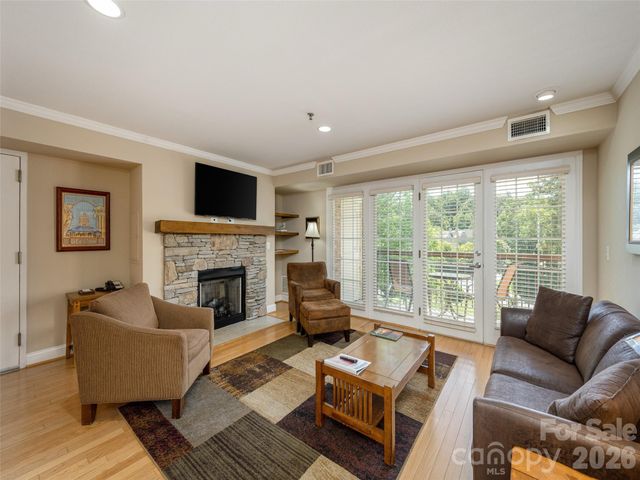 208 Bowling Park Road 208, Asheville, NC 28803