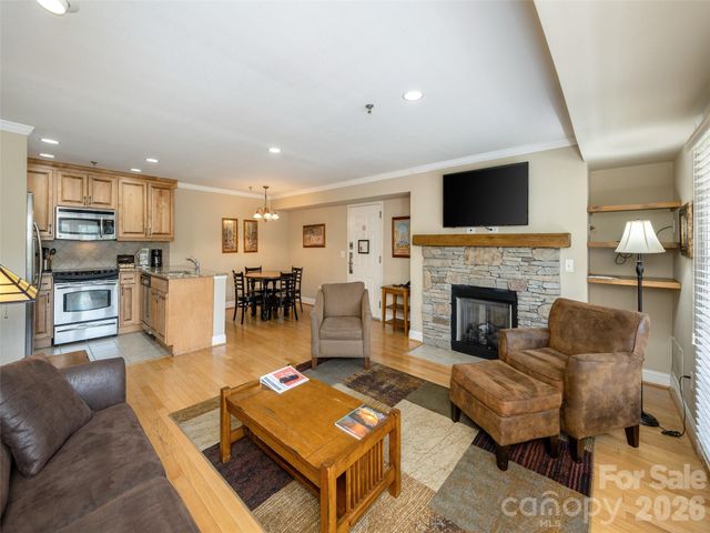 208 Bowling Park Road 208, Asheville, NC 28803