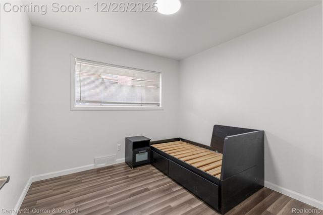 30033 Avondale Street, Inkster, MI 48141