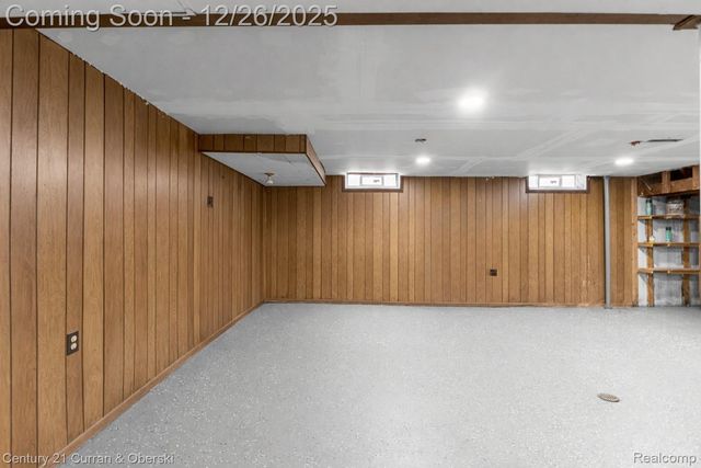 30033 Avondale Street, Inkster, MI 48141