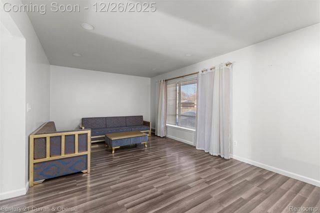 30033 Avondale Street, Inkster, MI 48141