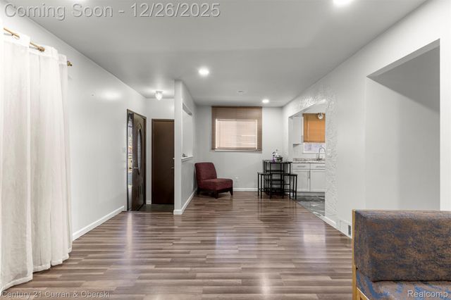 30033 Avondale Street, Inkster, MI 48141