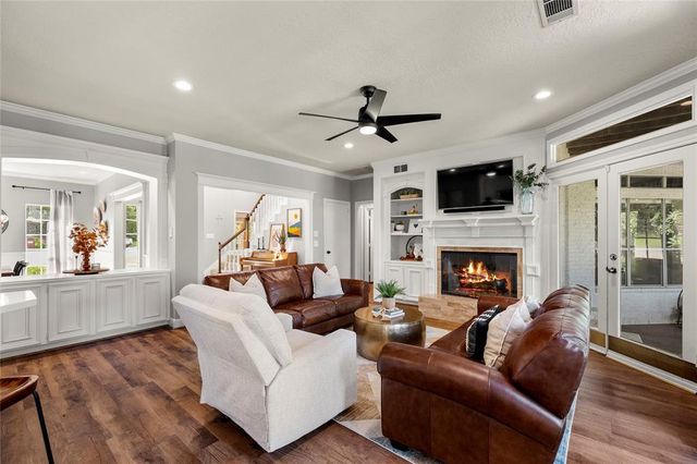 7 Claridge Court, Conroe, TX 77304