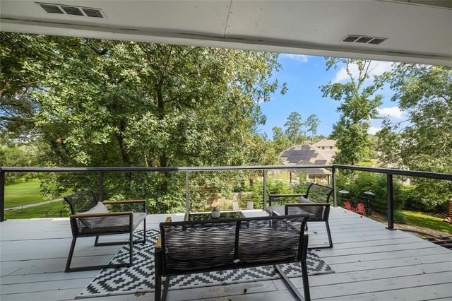 7 Claridge Court, Conroe, TX 77304