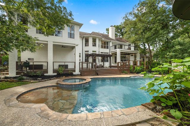 7 Claridge Court, Conroe, TX 77304