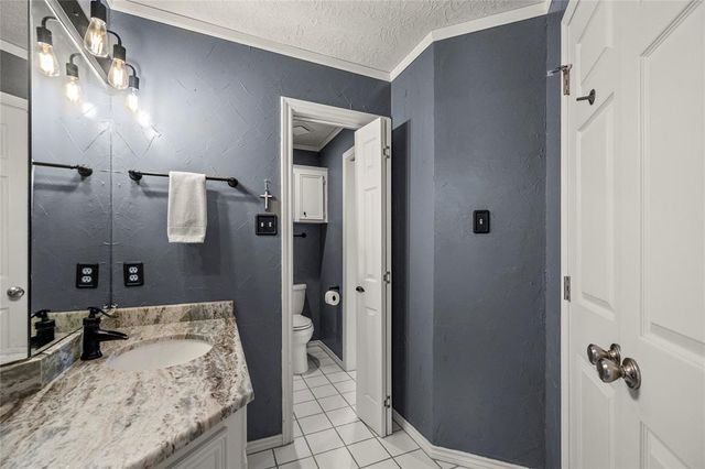 7 Claridge Court, Conroe, TX 77304