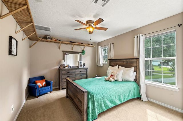 7 Claridge Court, Conroe, TX 77304