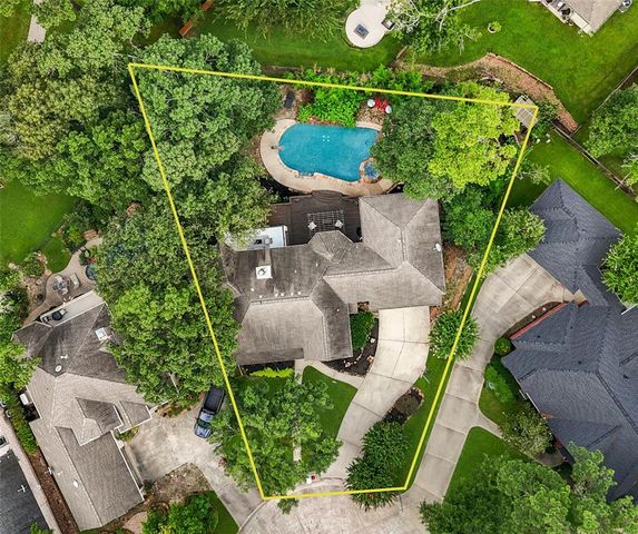 7 Claridge Court, Conroe, TX 77304
