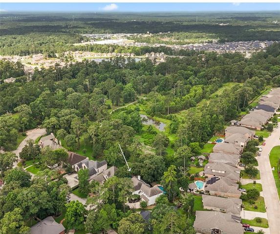 7 Claridge Court, Conroe, TX 77304