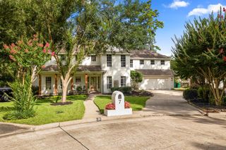7 Claridge Court, Conroe, TX 77304