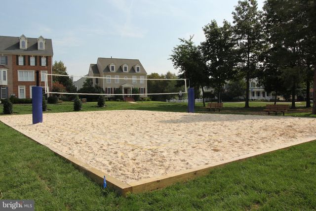 23276 FALLEN HILLS DR, Brambleton, VA 20148