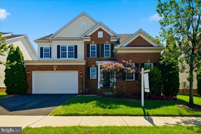 23276 FALLEN HILLS DR, Brambleton, VA 20148
