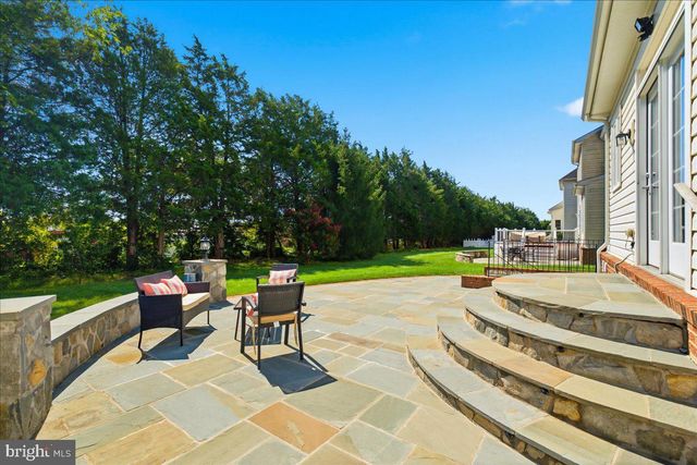 23276 FALLEN HILLS DR, Brambleton, VA 20148