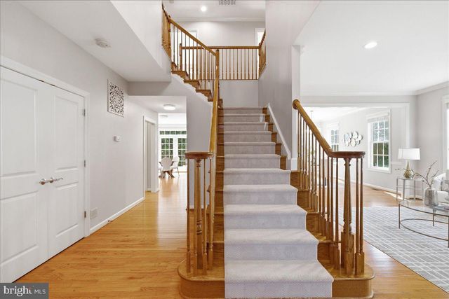 23276 FALLEN HILLS DR, Brambleton, VA 20148