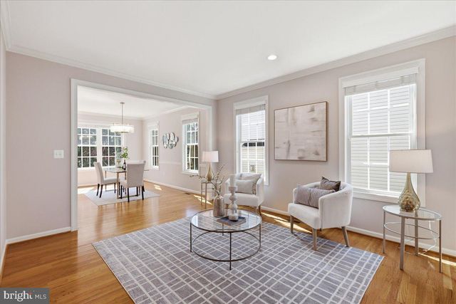 23276 FALLEN HILLS DR, Brambleton, VA 20148