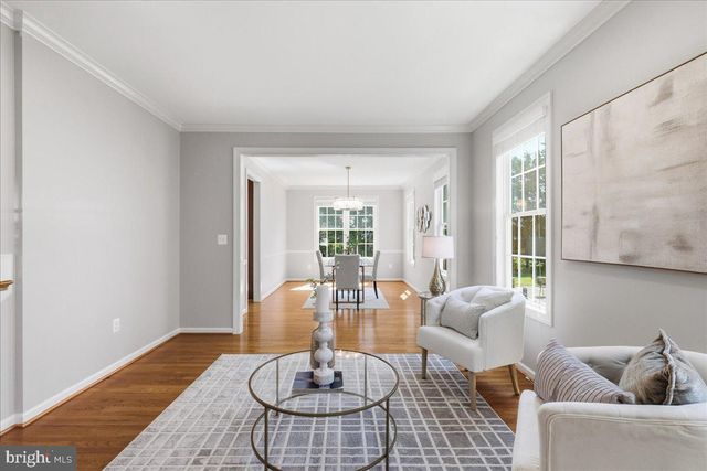 23276 FALLEN HILLS DR, Brambleton, VA 20148