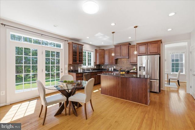 23276 FALLEN HILLS DR, Brambleton, VA 20148