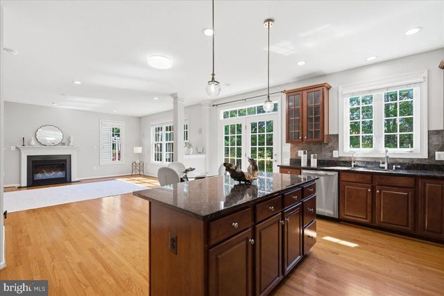 23276 FALLEN HILLS DR, Brambleton, VA 20148