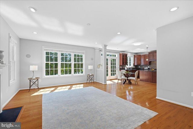 23276 FALLEN HILLS DR, Brambleton, VA 20148