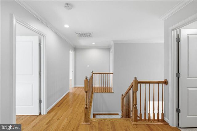 23276 FALLEN HILLS DR, Brambleton, VA 20148