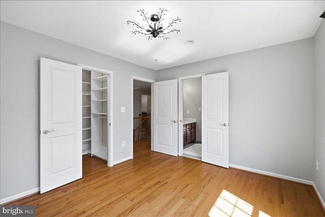 23276 FALLEN HILLS DR, Brambleton, VA 20148