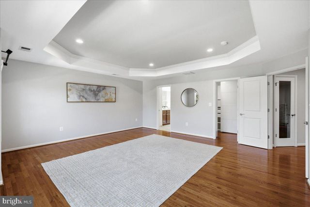 23276 FALLEN HILLS DR, Brambleton, VA 20148