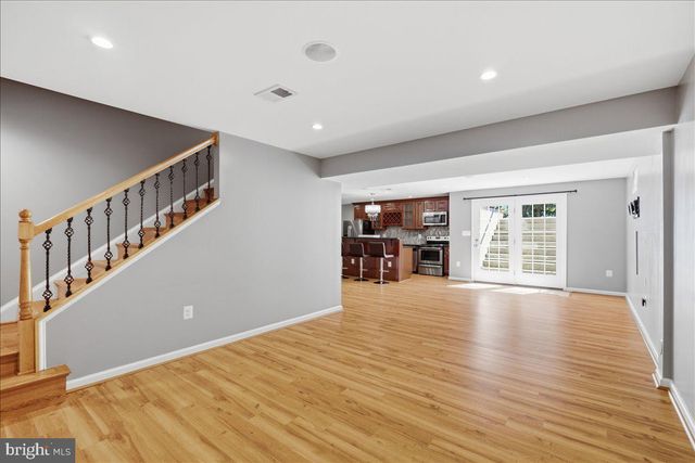 23276 FALLEN HILLS DR, Brambleton, VA 20148