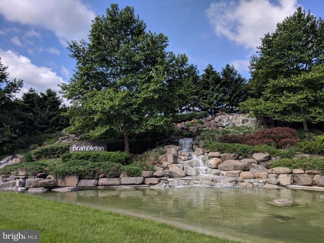 23276 FALLEN HILLS DR, Brambleton, VA 20148