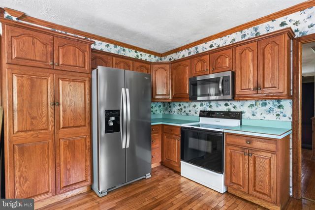 275 HOFFMAN RD, Gettysburg, PA 17325