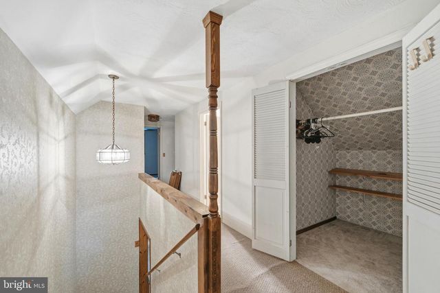 275 HOFFMAN RD, Gettysburg, PA 17325