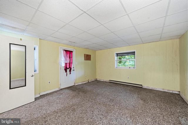 275 HOFFMAN RD, Gettysburg, PA 17325