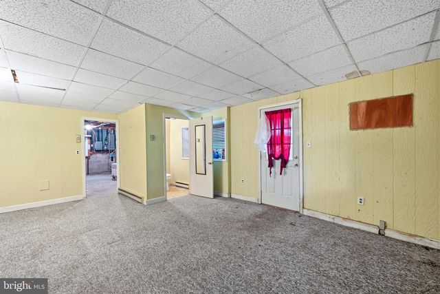 275 HOFFMAN RD, Gettysburg, PA 17325