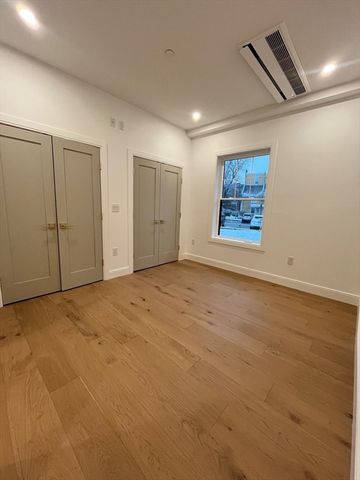 10 Rockland St. 2, Boston, MA 02119