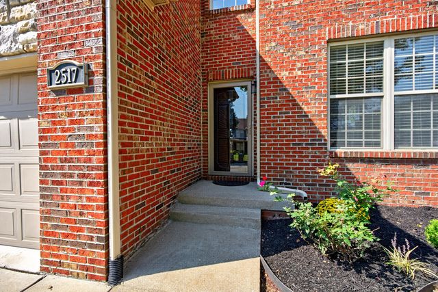 2517 Denburn Court, Lexington, KY 40511
