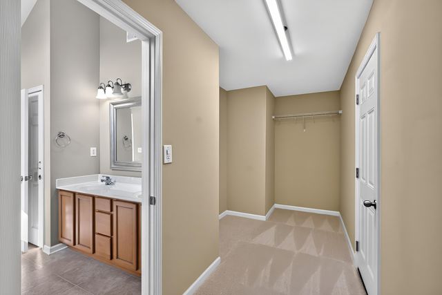 2517 Denburn Court, Lexington, KY 40511