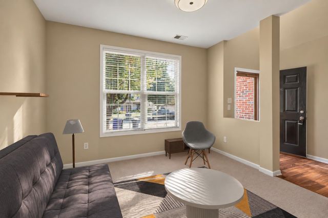 2517 Denburn Court, Lexington, KY 40511